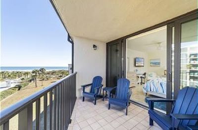 Captains Quarters  #318