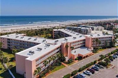 Beach and Tennis 215